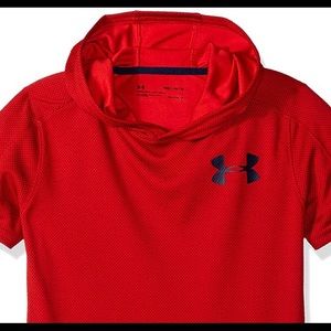 Boys UA, Tech Textured Shorts Sleeve Hoodie Sz-YXS